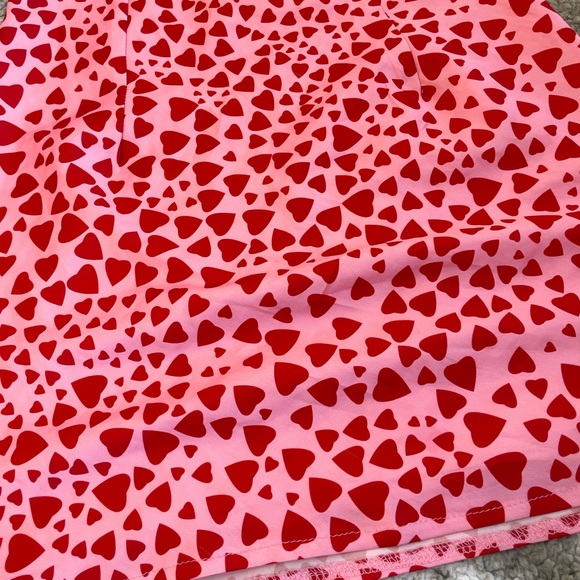 Princess Polly pink hearts mini satin skirt - Picture 3 of 4